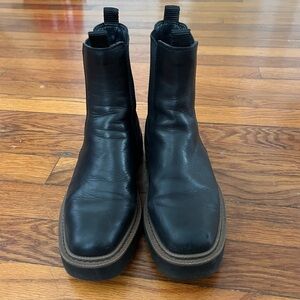 Sam Edelman Black Laguna Chelsea Boots (Size 6)